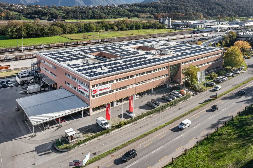 LUGANO NORTH - BRIGHT OFFICE WITH 990SQM FOR RENT (ref. 210) – photo 17 of 20