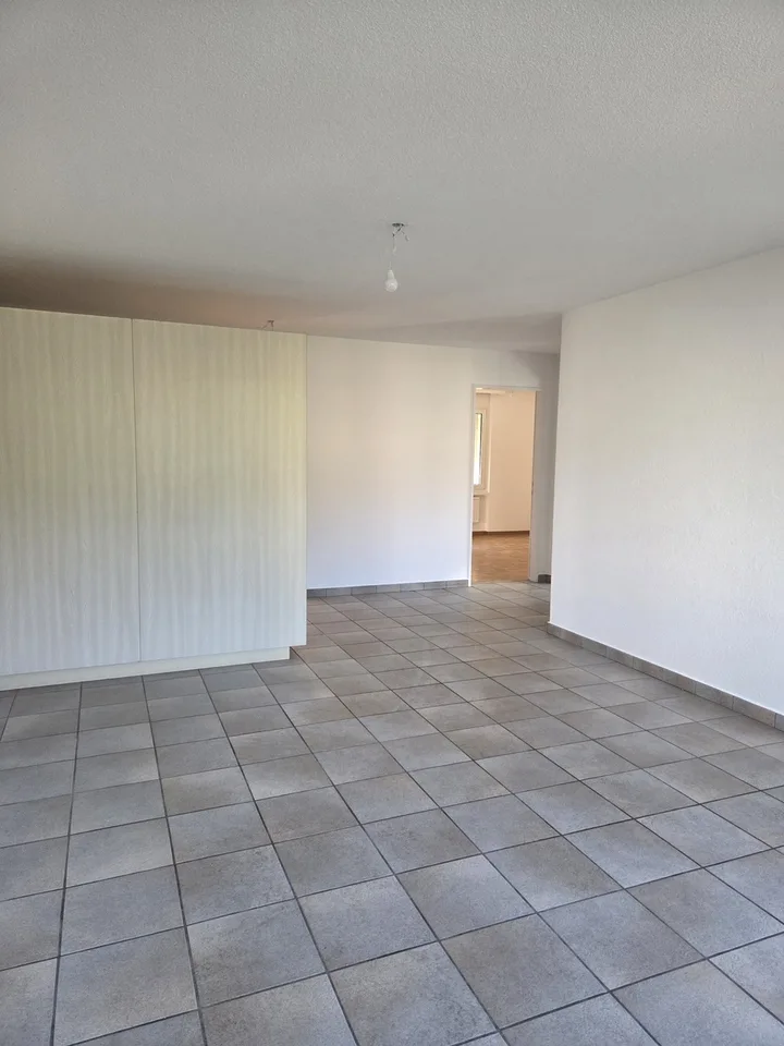 Wohnung 4,5 Zimmer im 1. Stock, 90 m2, ohne Aufzug