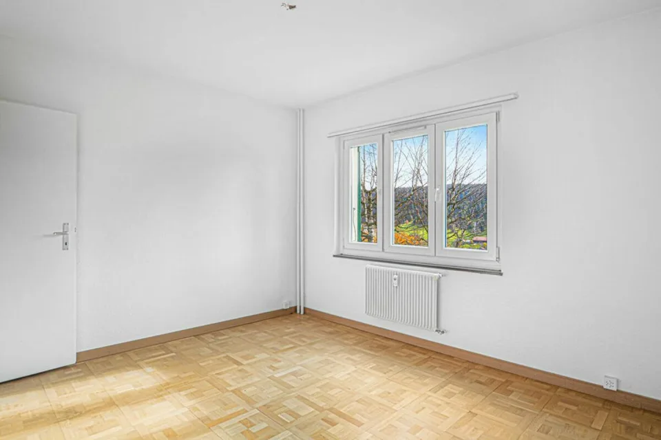 Tramelan, schönes 3.5-Zimmer-Apartment im oberen Erdgeschoss