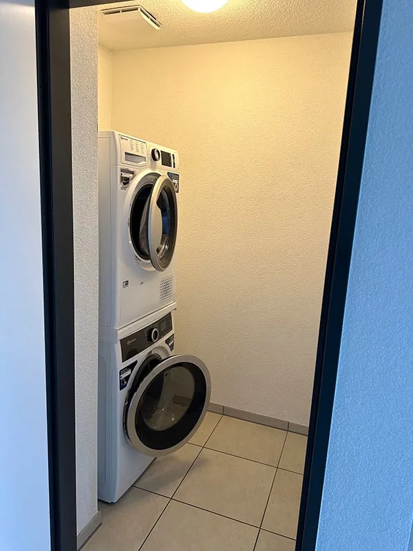 Moderne 3.5-Zimmer-Dachwohnung mit Balkon in Fulenbach