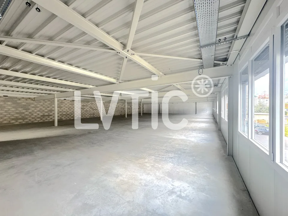 Büros von 565 m2 zur Miete in Villeneuve – Foto 7 von 10