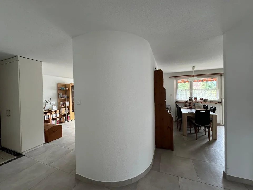 Wohnung mit 4.5 Zimmern, mit Balkon