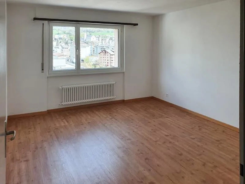Appartamento moderno di 4,5 locali con vista sulla montagna a Brig-Glis