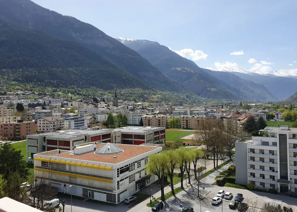 Appartamento moderno di 4,5 locali con vista sulla montagna a Brig-Glis – foto 9 di 14