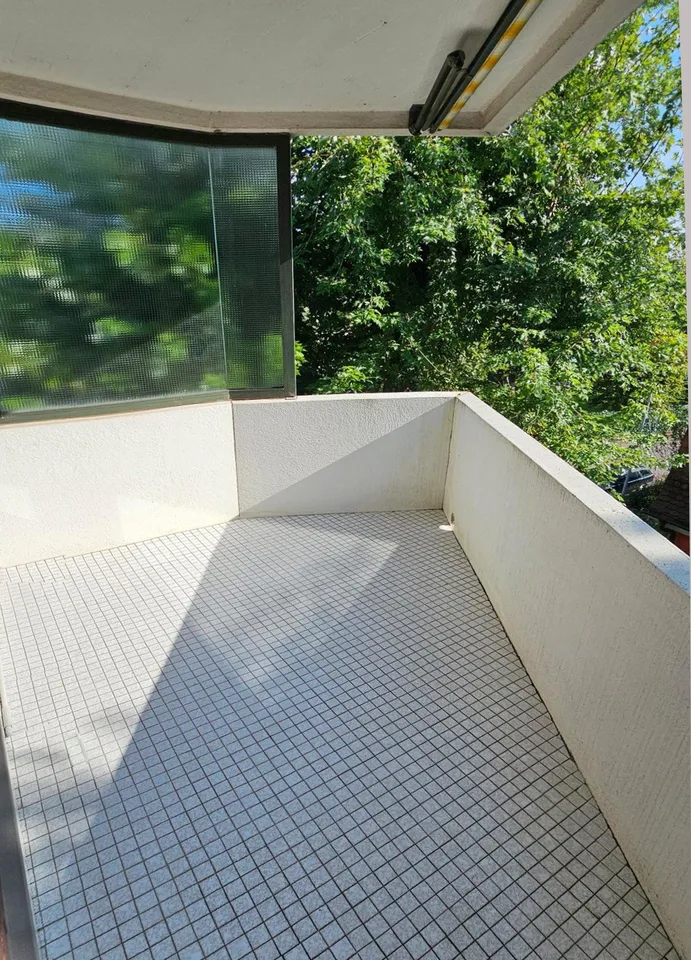 Vue spacieuse à Bottmingen, 3 1/2 pièces