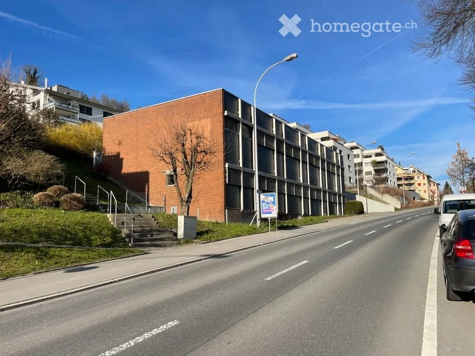 Spazio polivalente di 350 m2 in una posizione ambita nella città di Lucerne