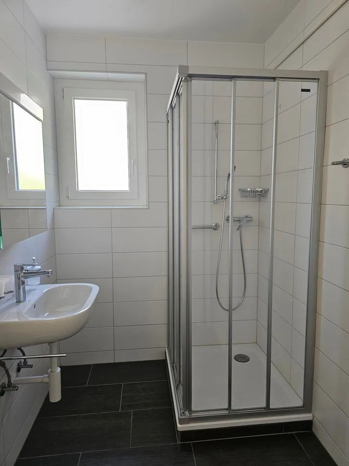 1. MIETE ANGEBOTEN - Charmantes 3-Zimmer-Apartment in Val-de-Travers – Foto 10 von 12