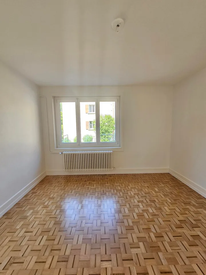 1. MIETE ANGEBOTEN - Charmantes 3-Zimmer-Apartment in Val-de-Travers – Foto 8 von 12