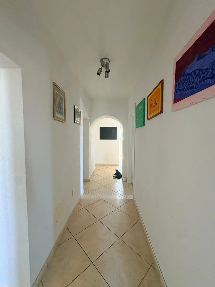 Beautiful 4.5-room apartment of approximately 95 m² in a character building in Henniez – photo 11 of 19