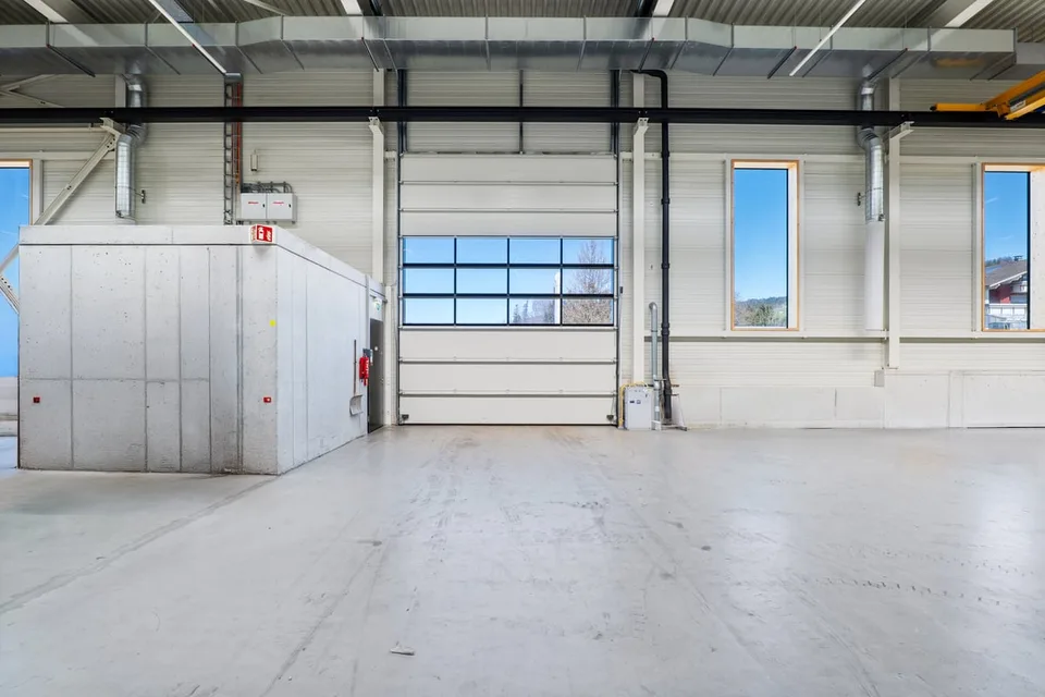 Moderne Industriehalle - 5200 m² Produktions- und Lagerfläche – Foto 14 von 24