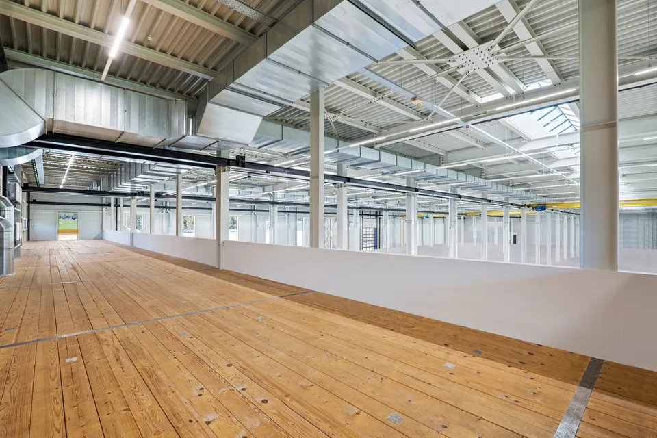 Moderne Industriehalle - 5200 m² Produktions- und Lagerfläche – Foto 7 von 24