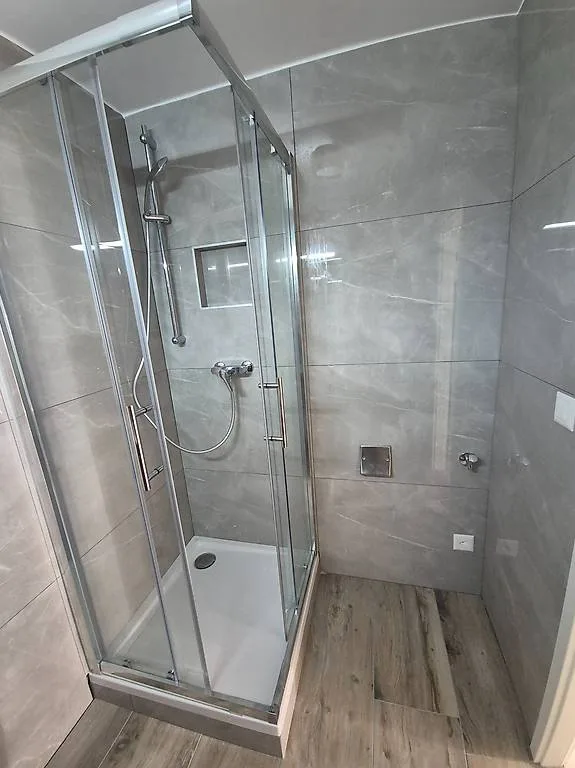 Lokal Gewerbe in Mex von 22 m2