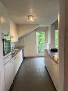 ZU VERMIETEN - Große Wohnung in Mannens