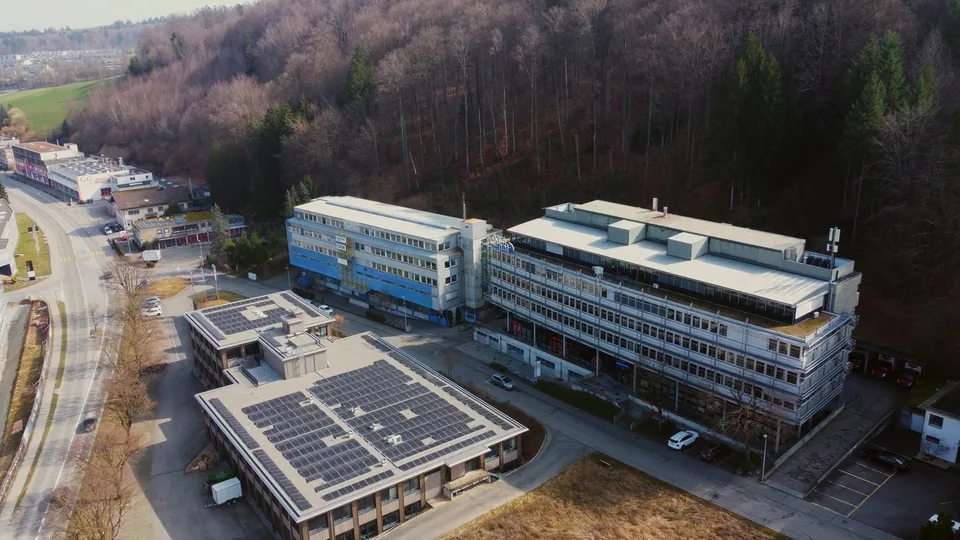 Uffici - climatizzati - con pavimenti rialzati - convenienti