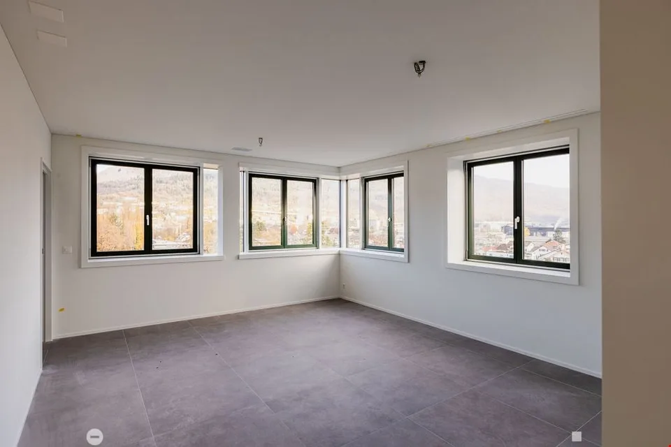 EINZIGARTIGES ÖKOLOGISCHES WOHNERLEBNIS - 5.5 Zimmerwohnung mit grossem Terrassensitzplatz