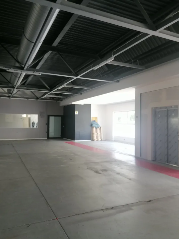 Riazzino-Locarno_Office, showroom, laboratory space 316 sqm – photo 6 of 7