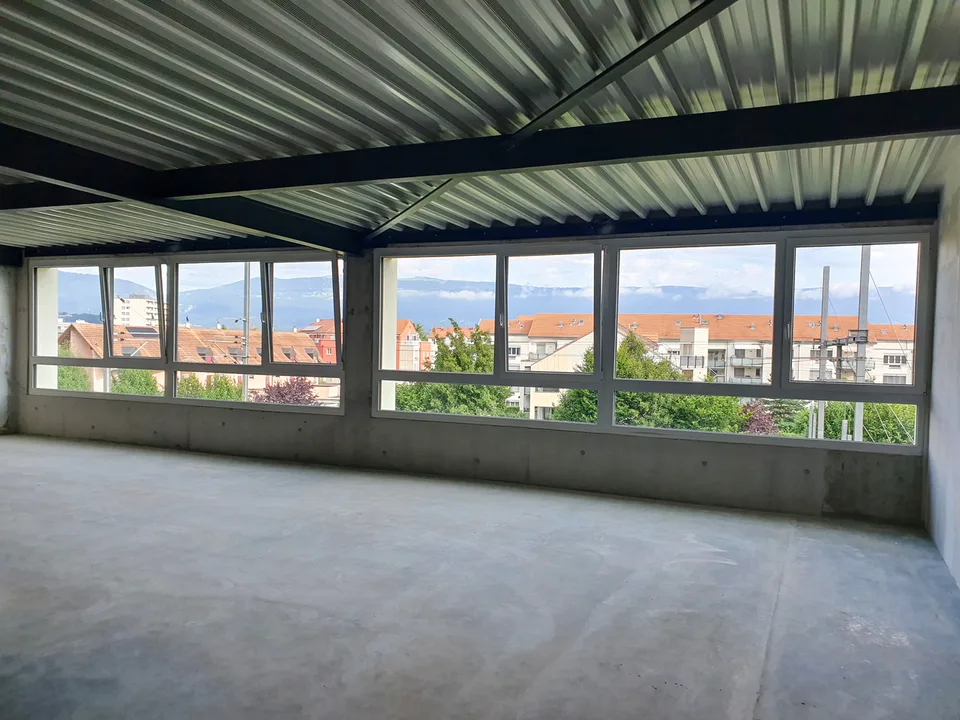 Commerciale/Laboratorio 183 m2 - Contratto di Locazione Flessibile