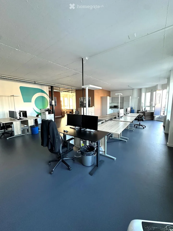 TOP-Gewerberaum/Büro direkt am Bahnhof Dietikon - 3 Monate GRATIS!