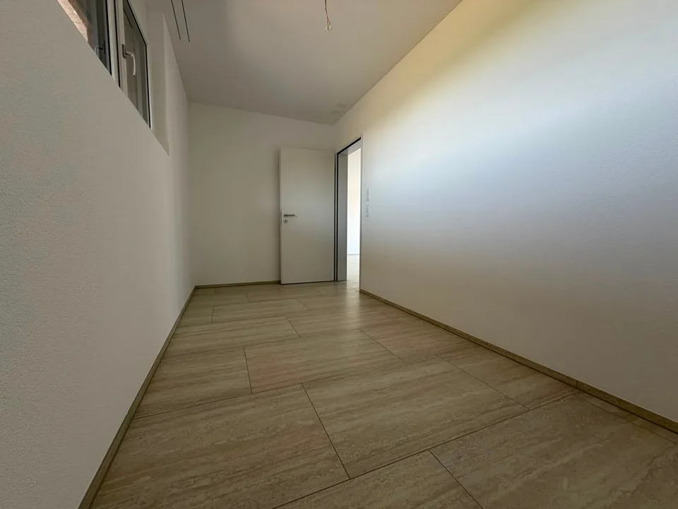 Appartement de 3,5 pièces en attique au 3e étage à Bettwiesen – disponible immédiatement