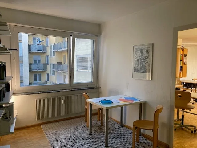 Uffici di 6 locali su Hegenheimerstrasse