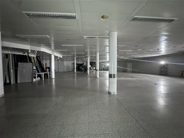 Mendrisio: Espace commercial 1 local