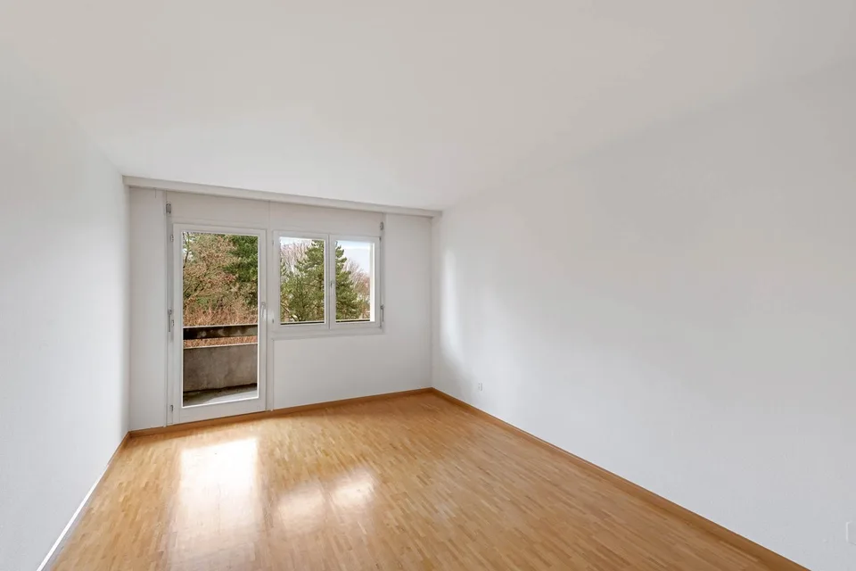 Schöne, helle und grosse 4.5-Zimmerwohnung – Foto 7 von 10