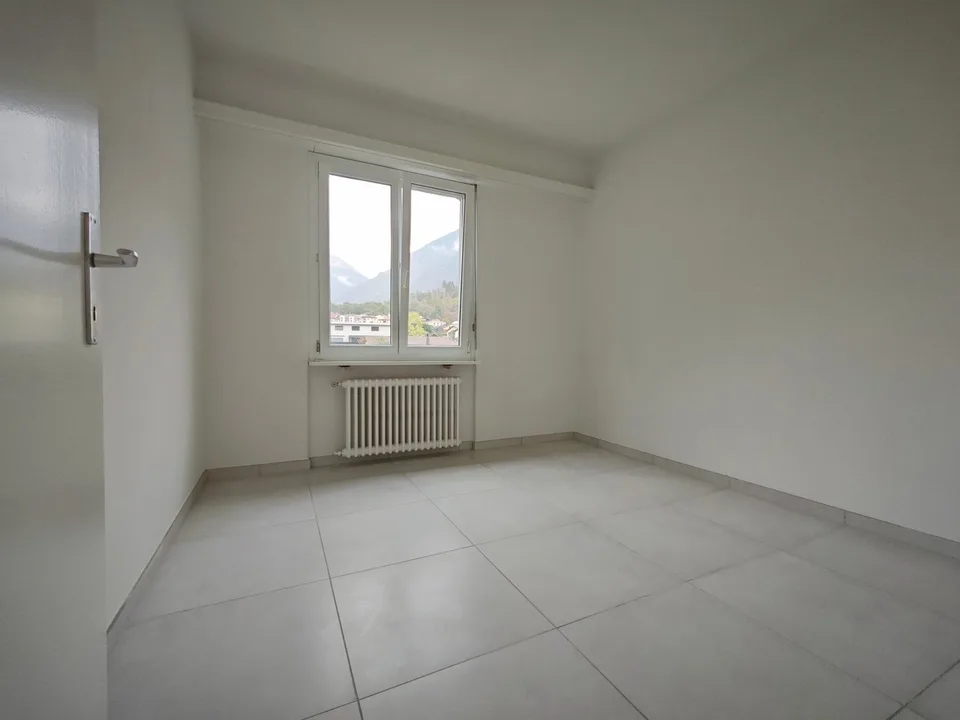BIASCA - Appartamento 3.5 locali molto soleggiato – foto 9 di 9