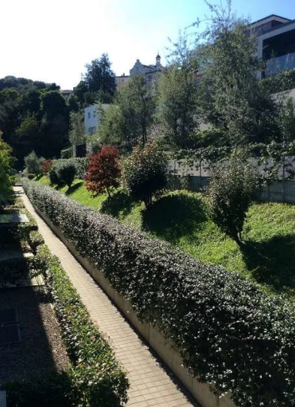 Fantastisches und geräumiges Duplex mit Blick auf den Luganersee