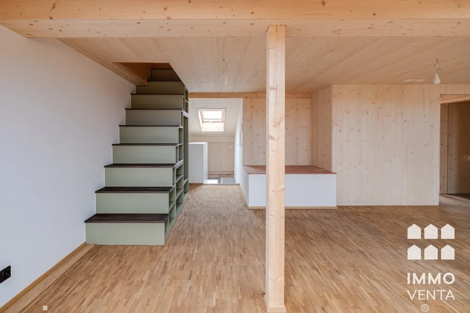 Exklusive 2.5-Zi.-Dachwohnung mit Terrasse in Biel | App. 2,5 pièces avec terrasse à Bienne