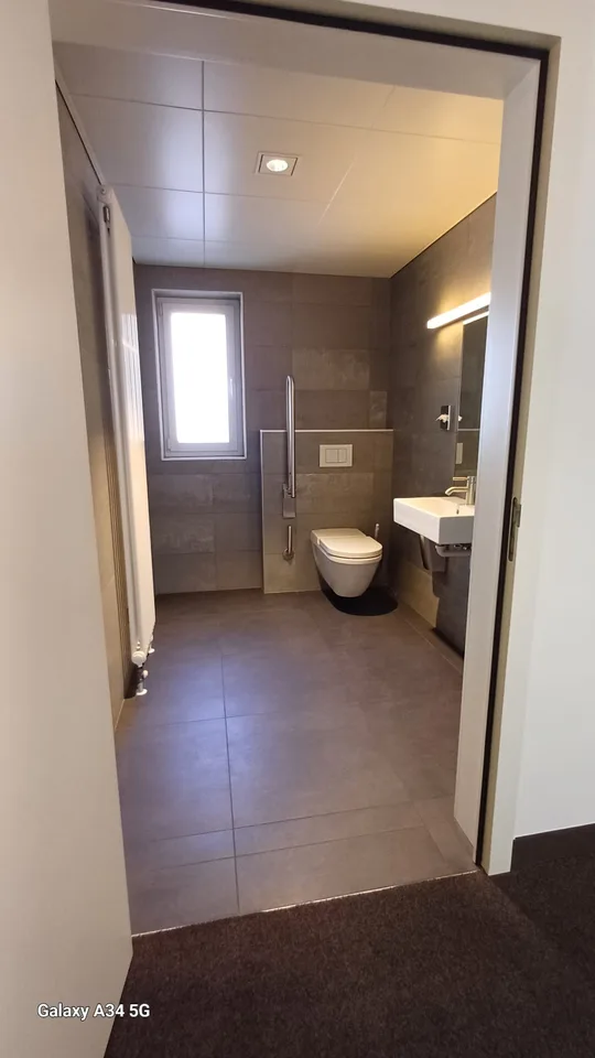 Location d'un espace commercial/bureau à Gordola