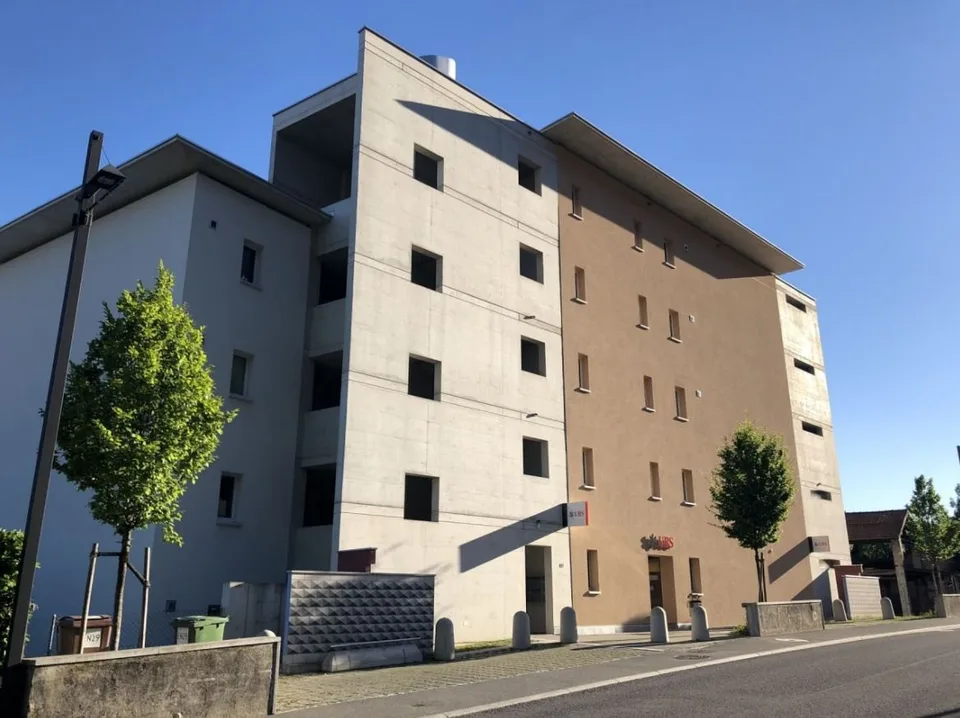 Affittasi spazio commerciale/uffici a Gordola