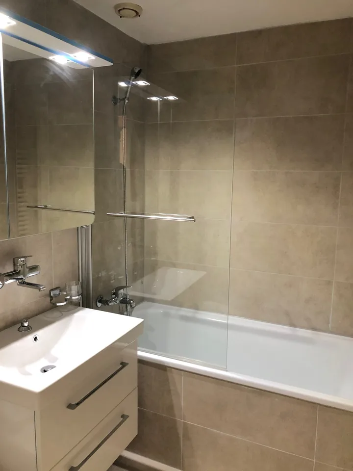 Bel appartement avec cachet - place de parc disponible si besoin – photo 8 sur 8