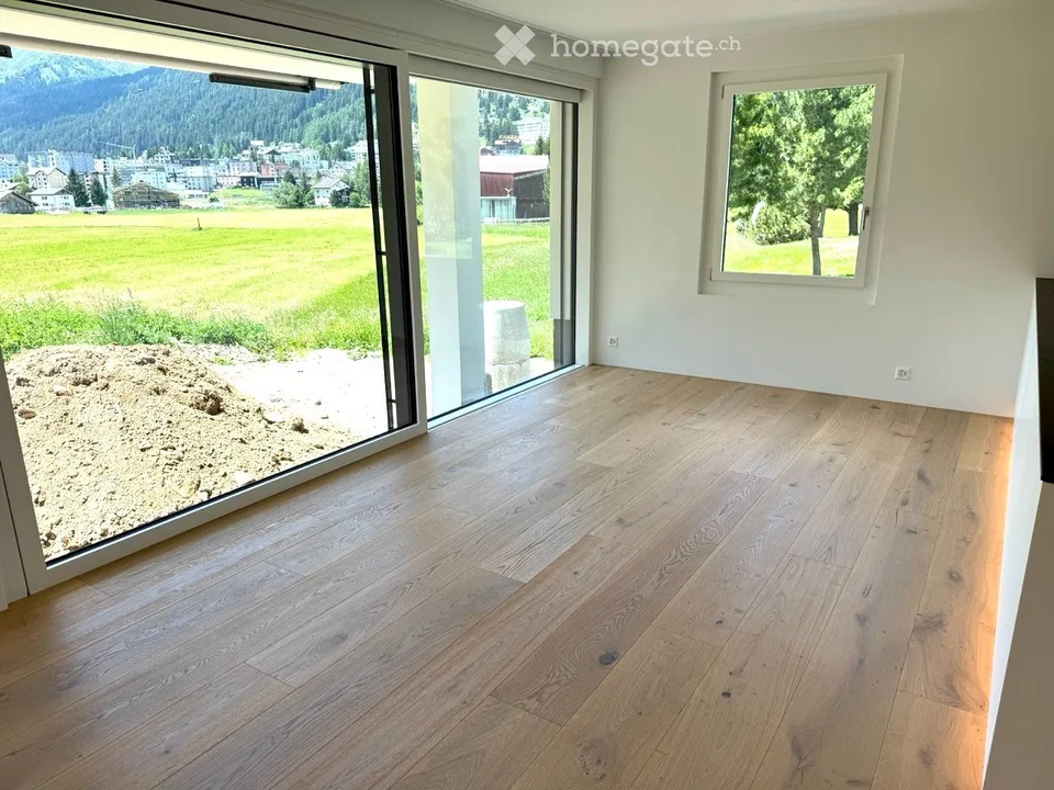 Appartamento nuovo di 4,5 locali 128m2 al piano terra, prima occupazione