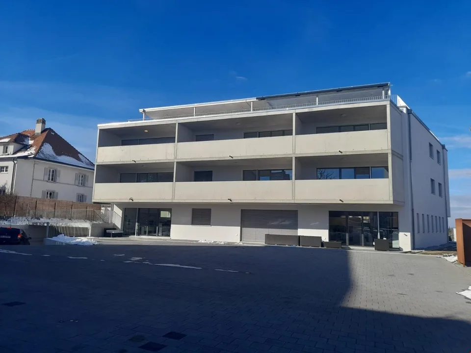 Attraktive, neuwertige 3.5 Zimmerwohnung in Schmitten