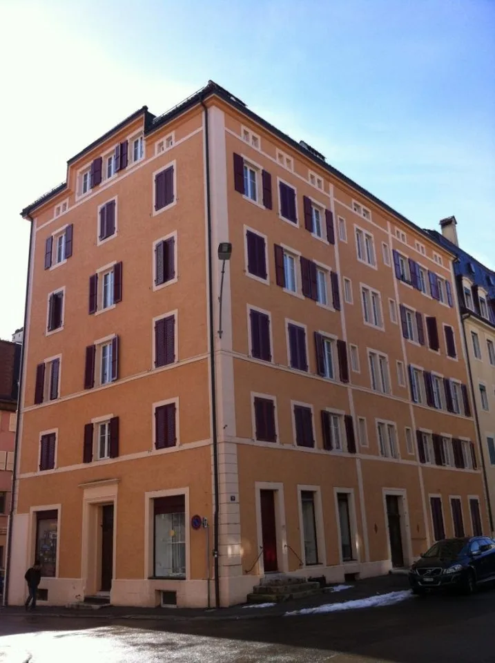 01040 - 4-Zimmer-Wohnung - Serre 9 - La Chaux-de-Fonds – Foto 6 von 6