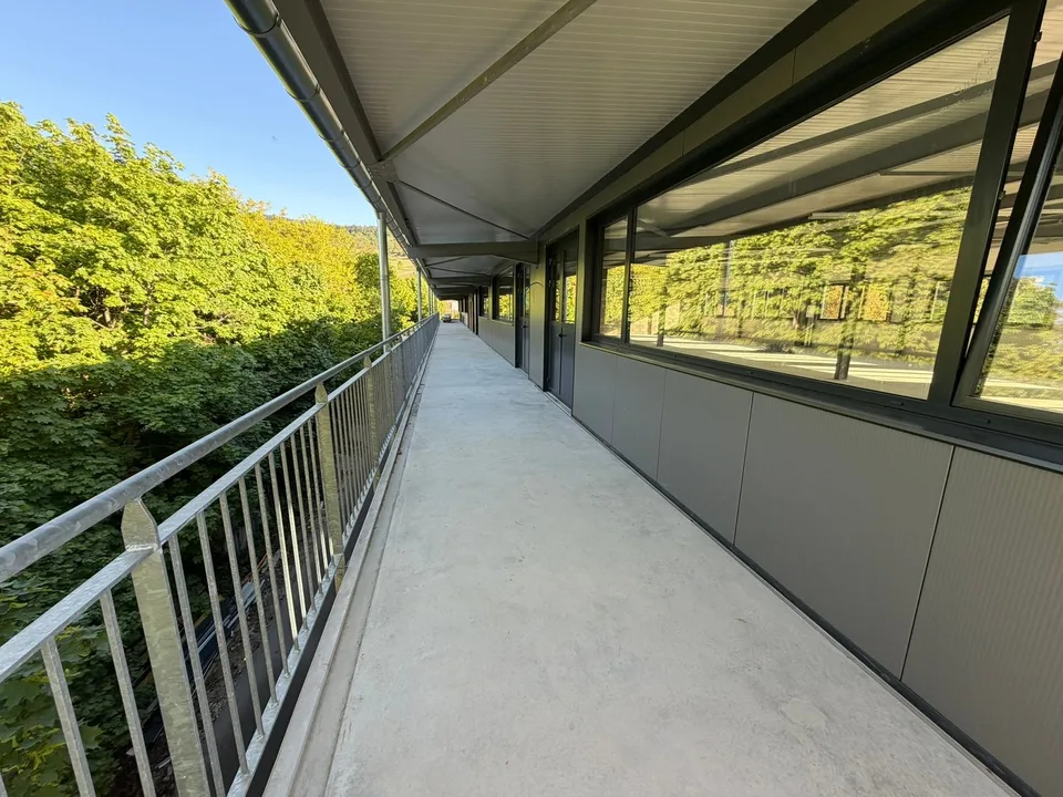 800 m2 Industrie-/Handwerksfläche in Landeron / Neuchâtel – Foto 10 von 12