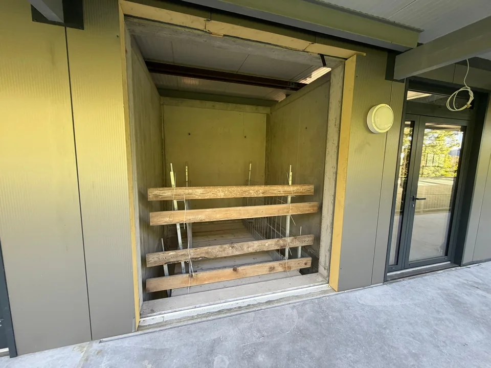 800 m2 Industrie-/Handwerksfläche in Landeron / Neuchâtel – Foto 11 von 12