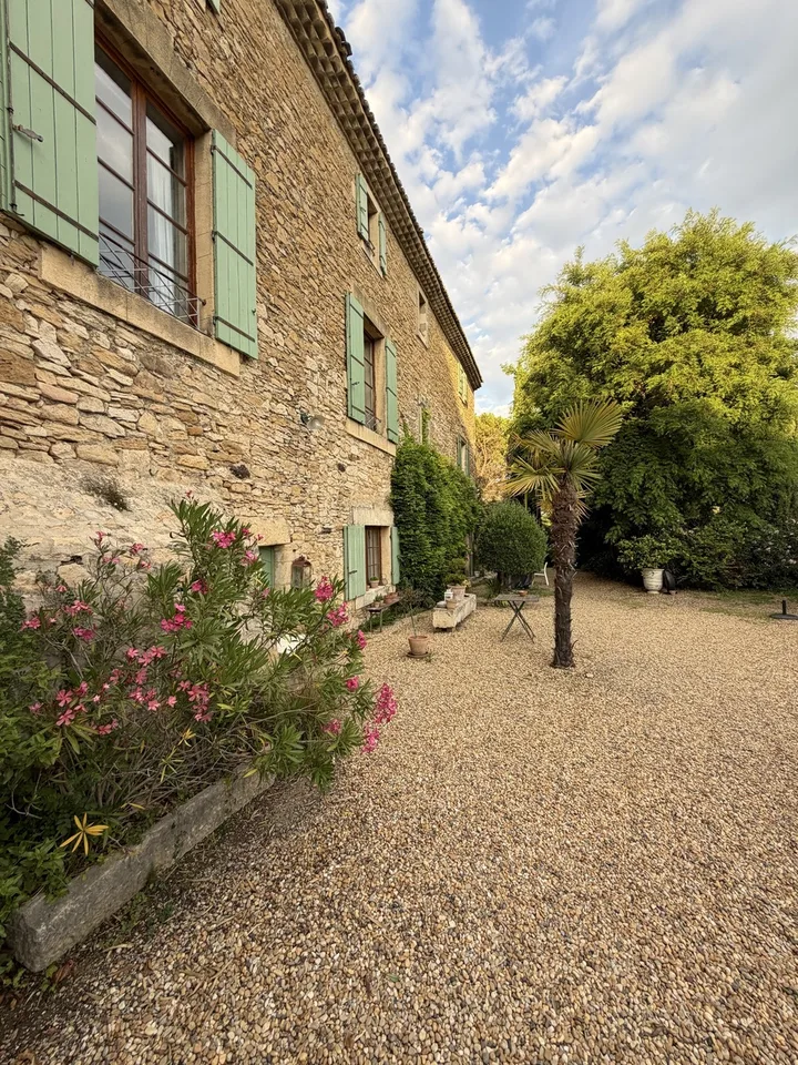 Gîte de 60 m2 dans bastide provençale avec terrasse privative