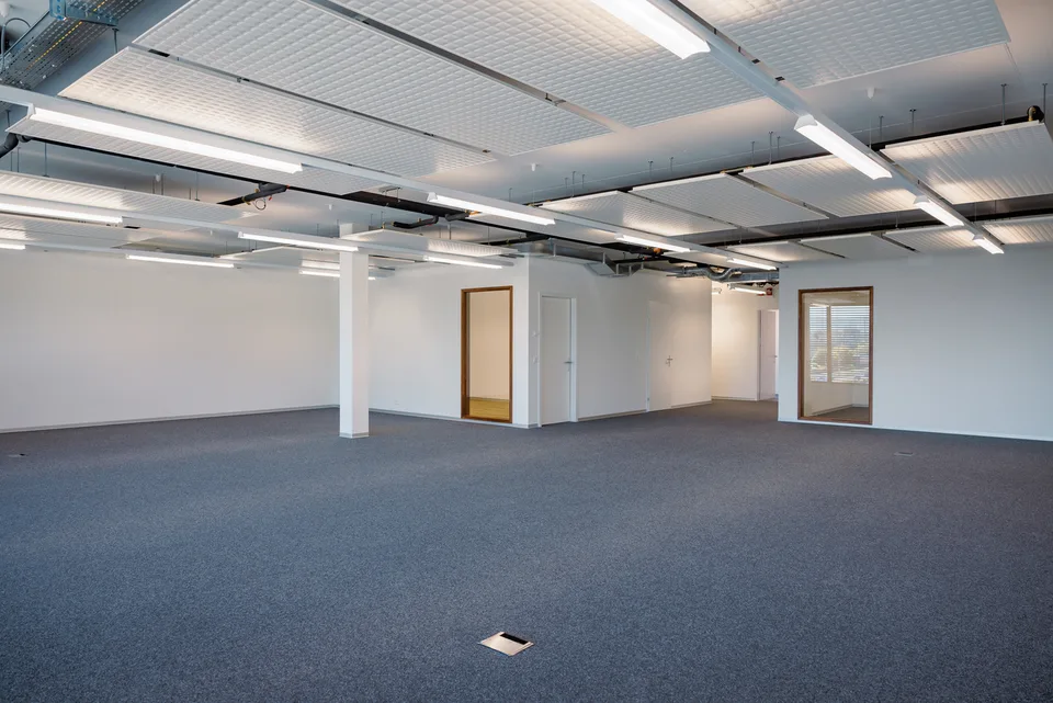 BAILE FLESSIBILE - Ufficio moderno 97 m² in affitto - Montacarichi/ascensore