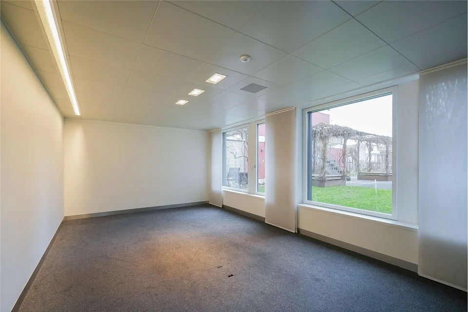 An bester Passantenlage: Laden, Praxis, Galerie, Beratung - oder was ist Ihre Idee?