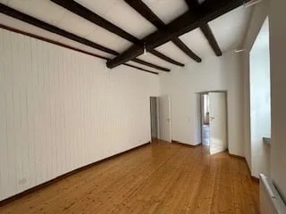 Miete von Wohnung im Zentrum von Curio