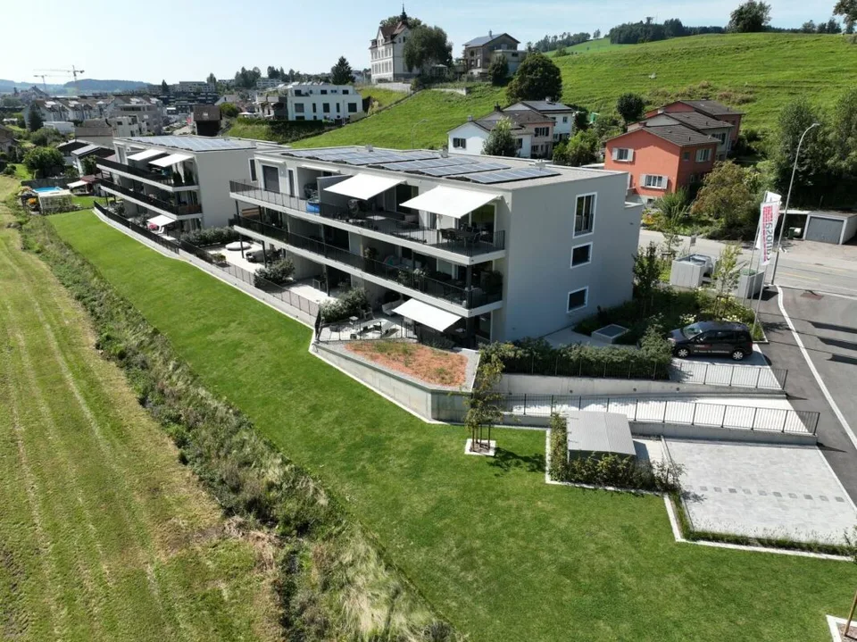 Tiefgaragenparkplätze zu vermieten