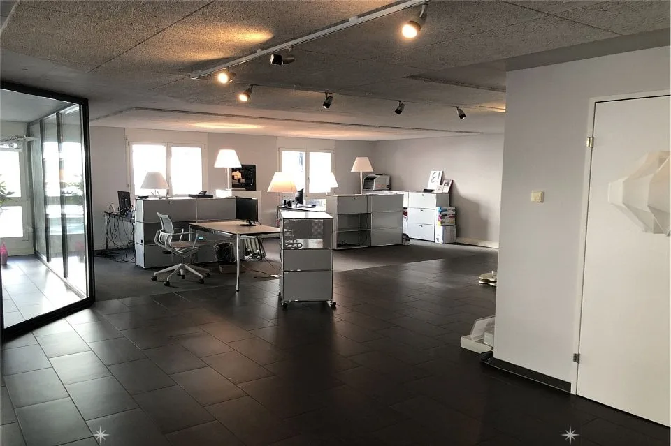 Co Working Workspace in Office Community
