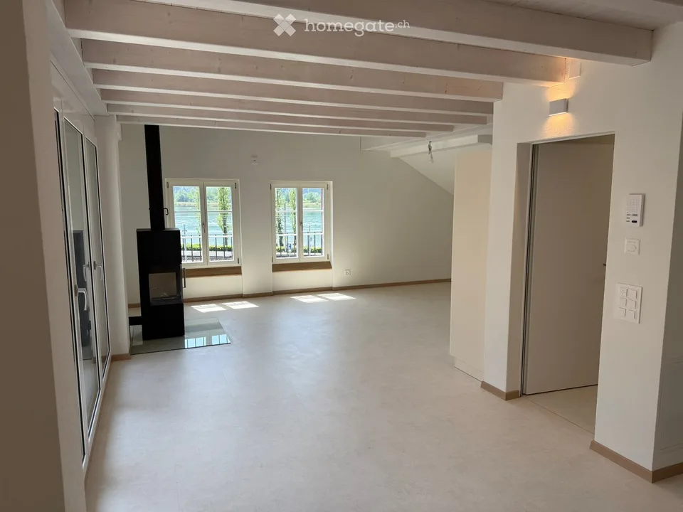 Charmante 4-Zimmer-Dachwohnung an der Hauptstrasse 25 in Schmerikon – ab Juli 2026 zu vermieten