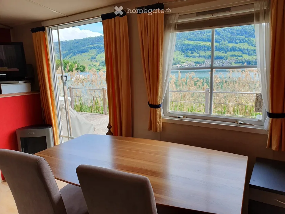 Zu verkaufen: Schönes Mobilheim mit Terrasse