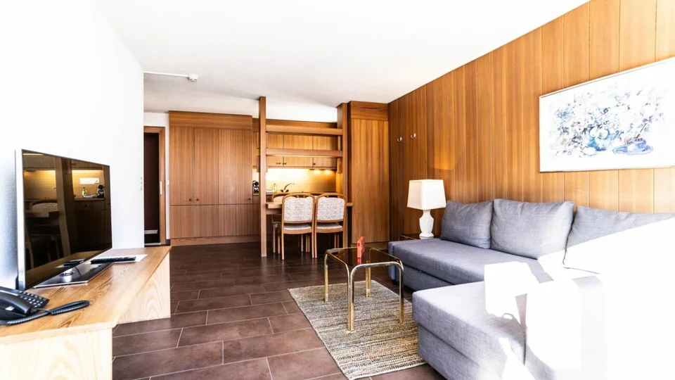 Wunderschöne  möblierte Ferienwohnung mit Balkon