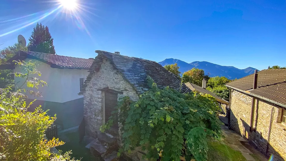 Rustico im historischen Zentrum von Viona- Brione Sopra Minusio – photo 18 sur 23