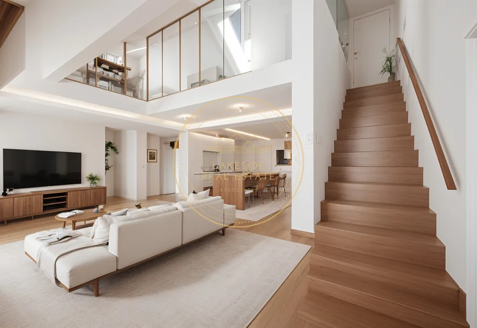 Charmant appartement duplex de 5.5 pièces entièrement rénové à Eysins
