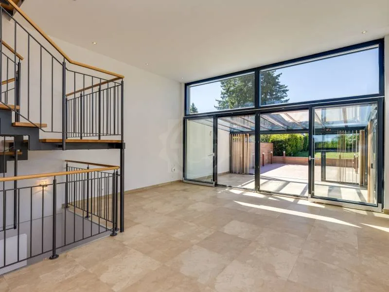Bright Villa - Collex