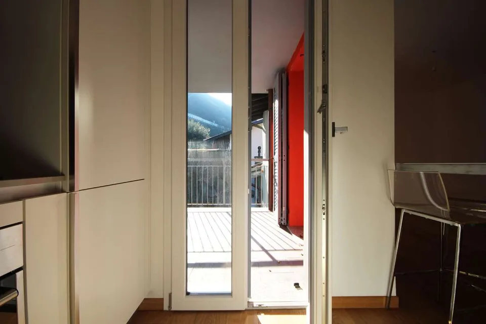Mendrisio-Capolago: duplex moderne 2,5 pièces dans le noyau